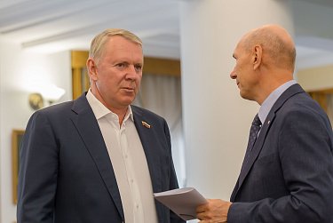 Депутаты дали оценку работе Правительства области 